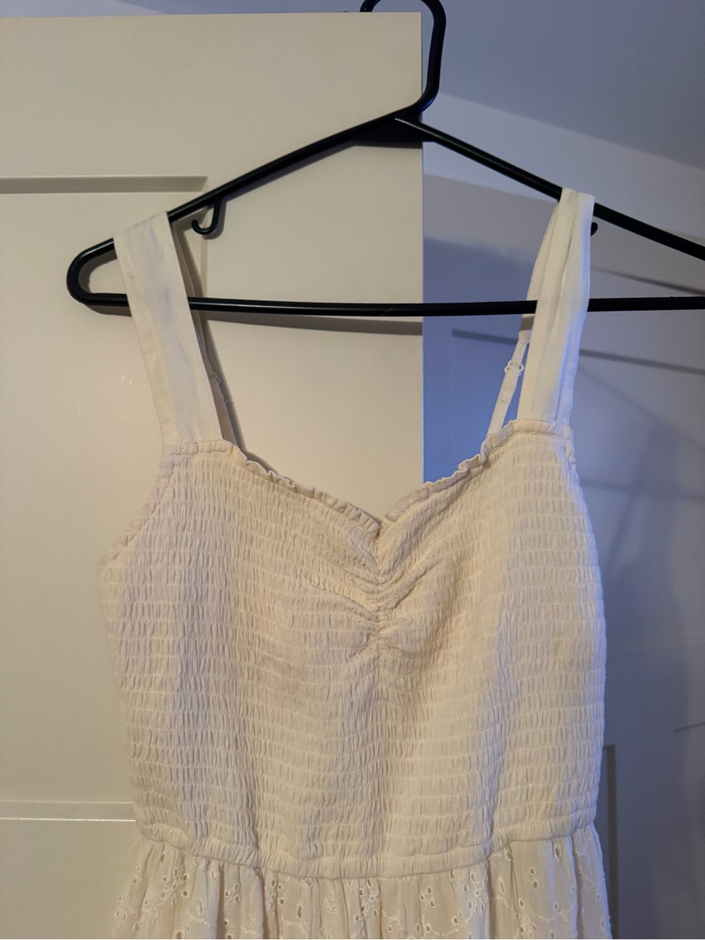 American Eagle Eyelet Maxi Dress in Cream - Picture 3 of 4